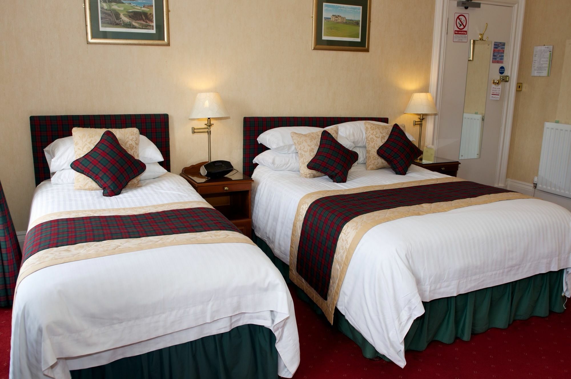 Queens Apartments Ayr Kültér fotó